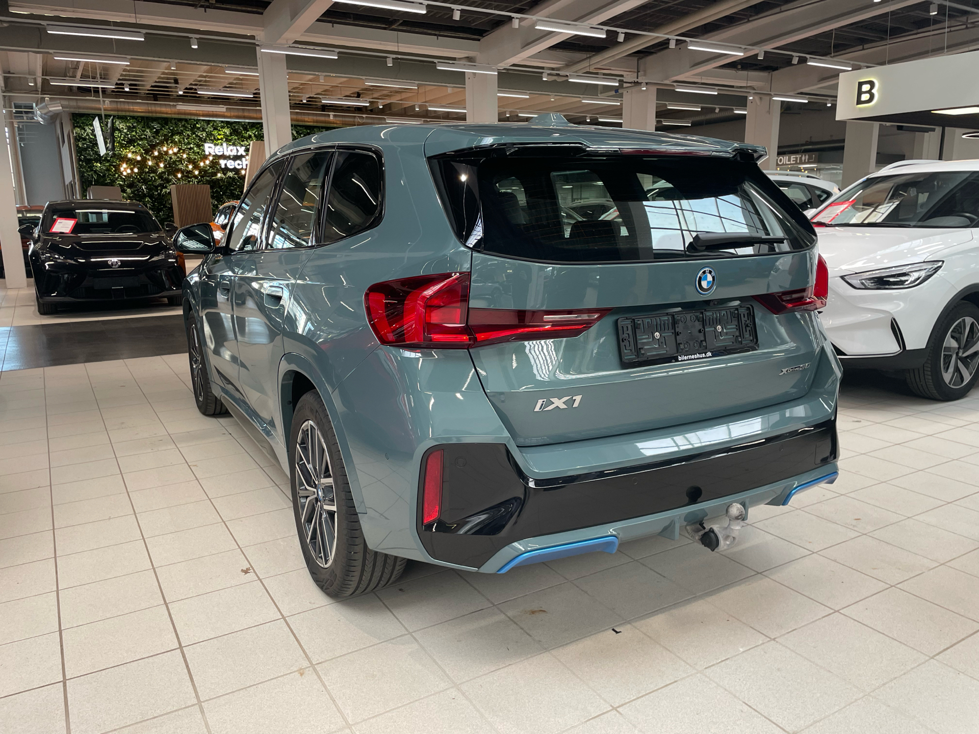 BMW iX1 xDrive30 EL M-Sport 4x4 313HK 5d Aut.