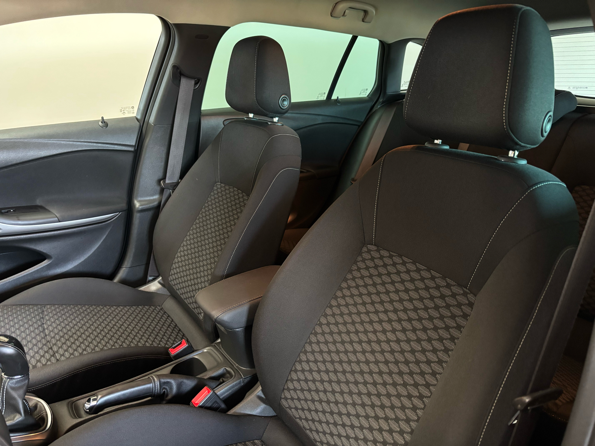 Opel Astra 1,0 Sports Tourer Turbo ECOTEC Excite 105HK Stc