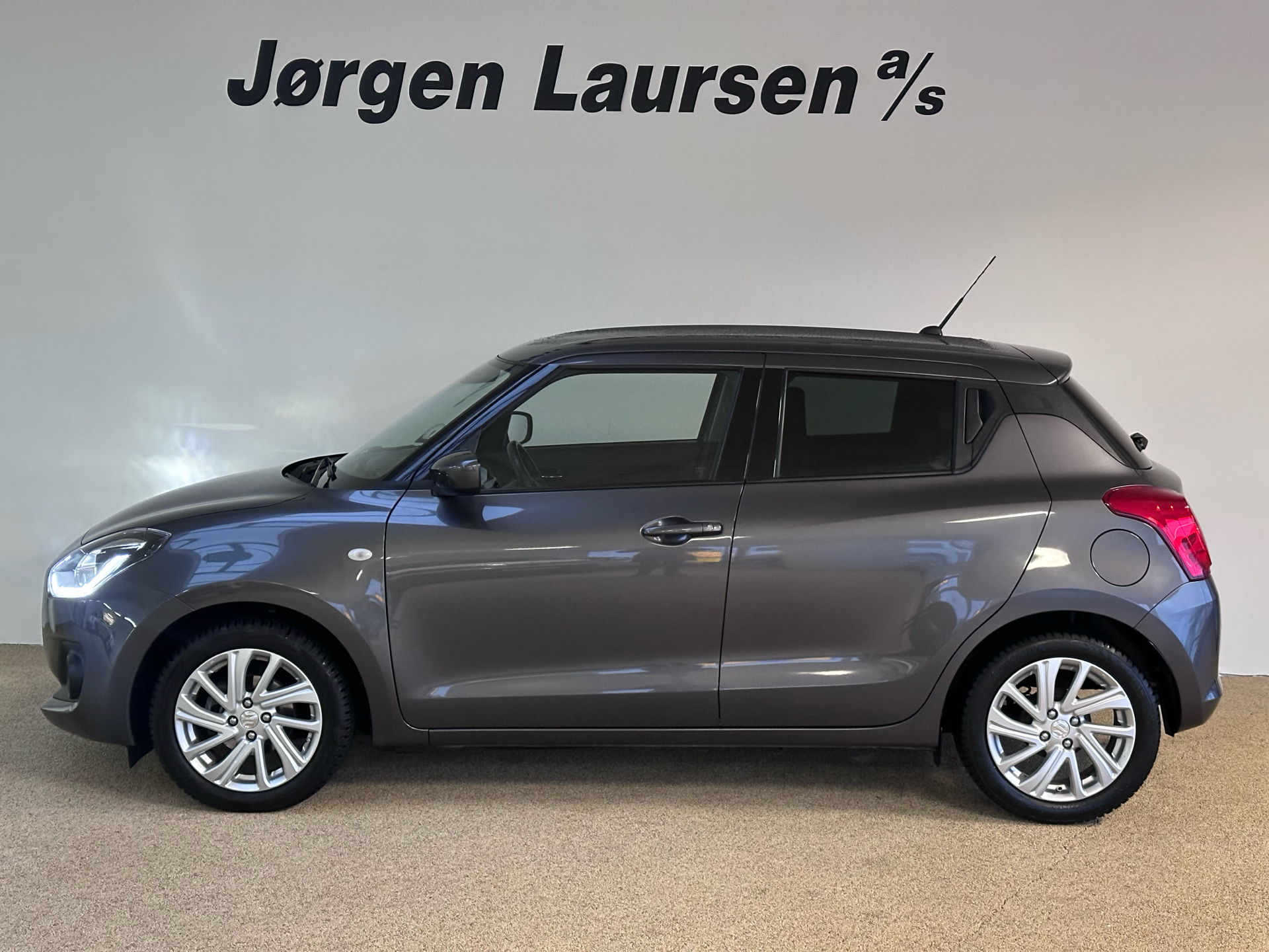 Suzuki Swift 1,2 Dualjet  Mild hybrid Action AEB CVT 83HK 5d Trinl. Gear