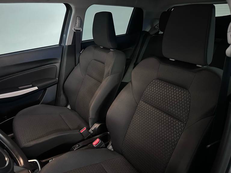 Suzuki Swift 1,2 Dualjet Mild hybrid Action AEB CVT 83HK 5d Trinl. Gear