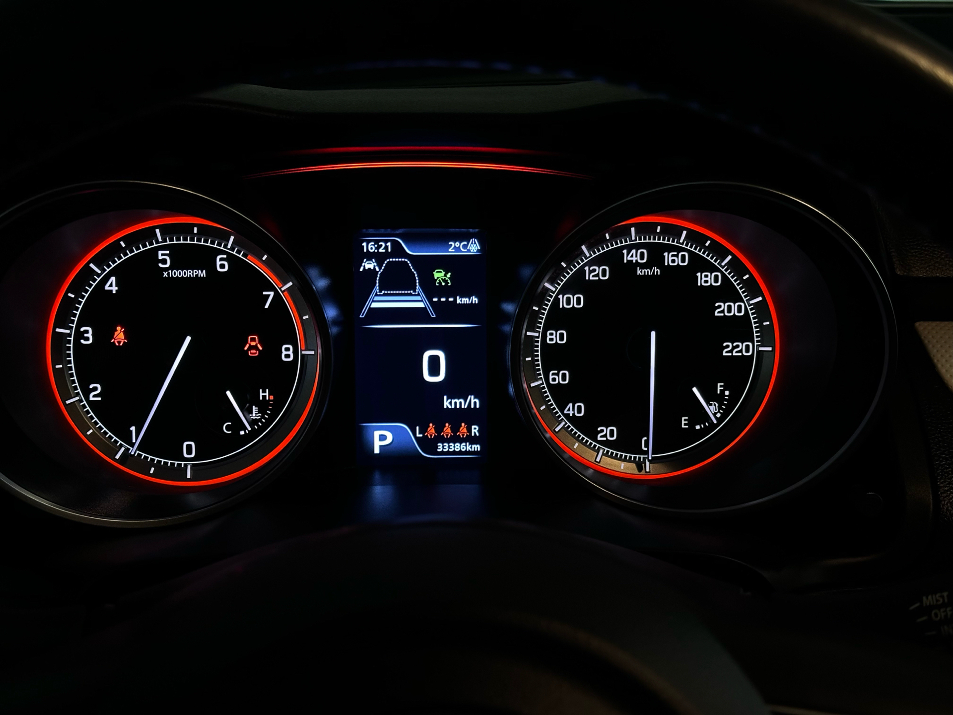 Grå Suzuki Swift fra 2021