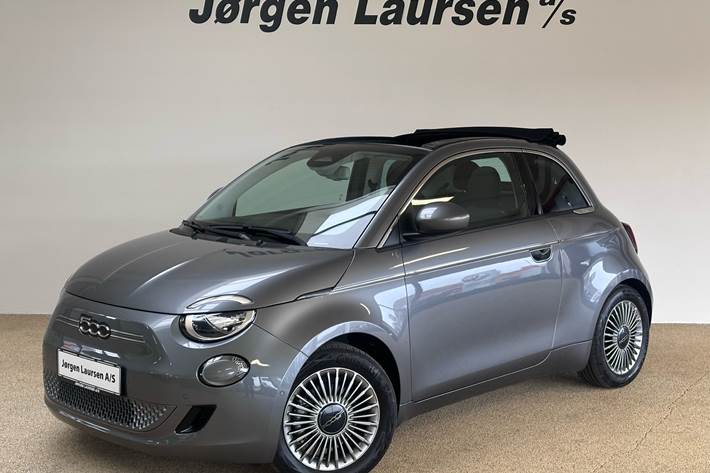 Grå Fiat 500e fra 2023 set udefra