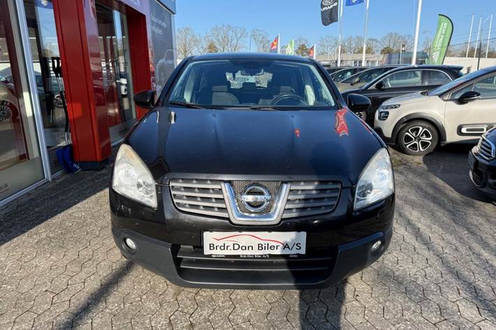 Sort Nissan Qashqai fra 2007
