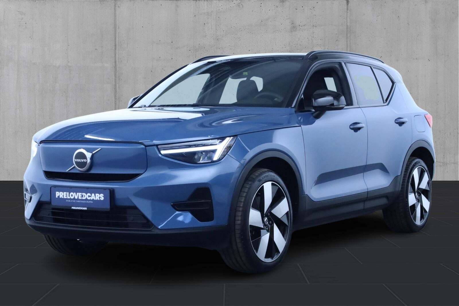 Volvo XC40 P6 ReCharge Core
