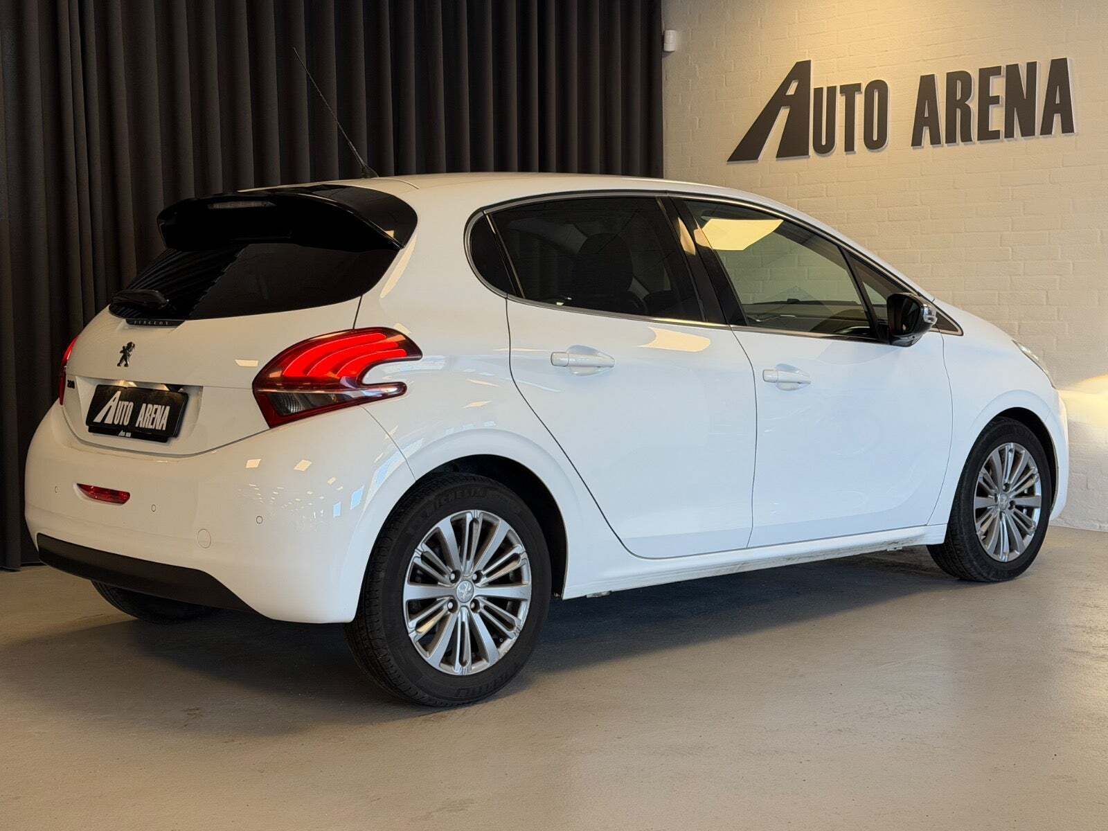 Peugeot 208 1,6 BlueHDi 100 Desire
