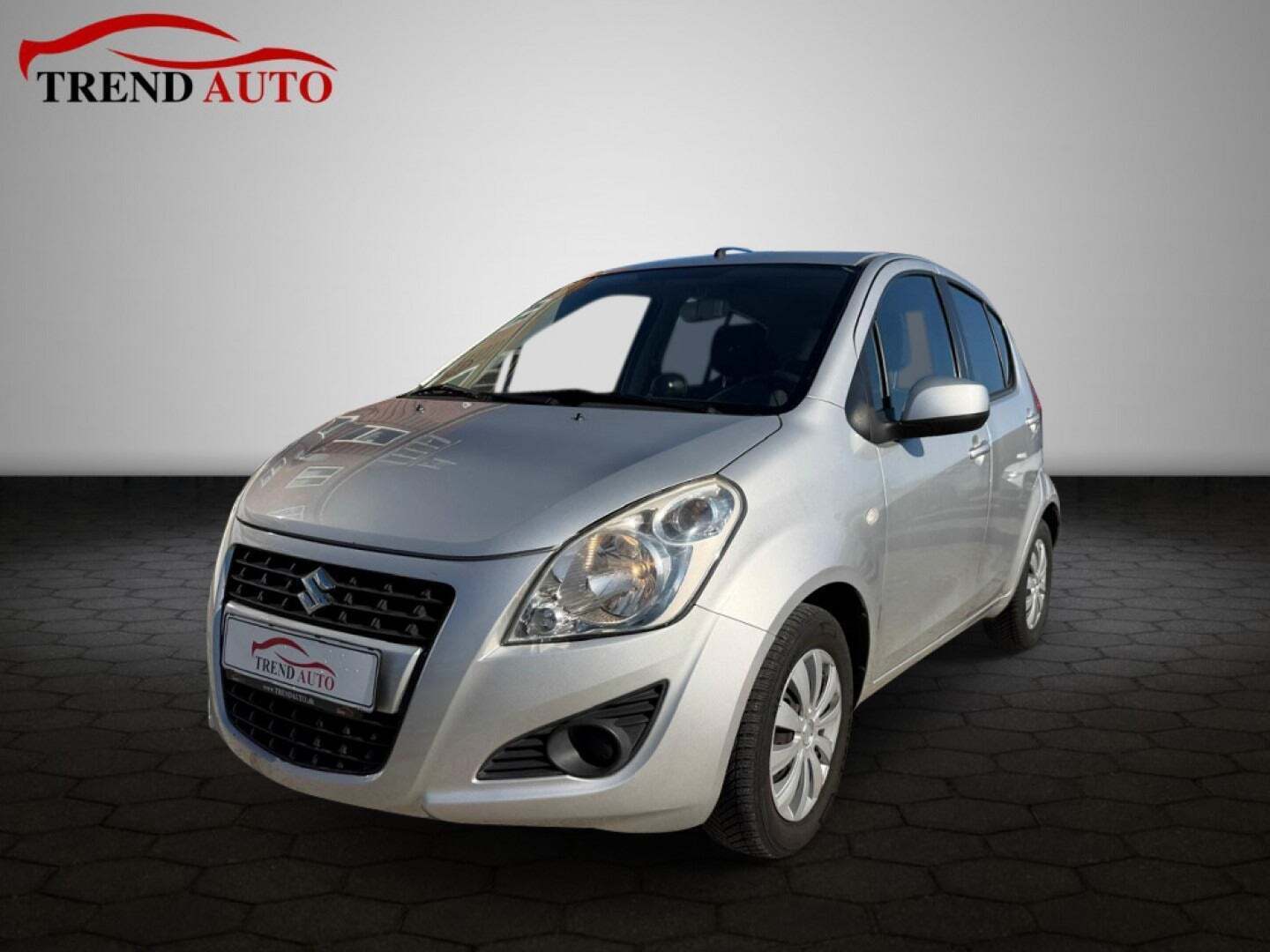 Sølv Suzuki Splash fra 2014