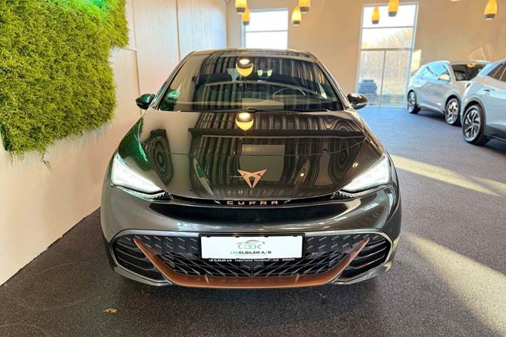 Grå Cupra Born fra 2023