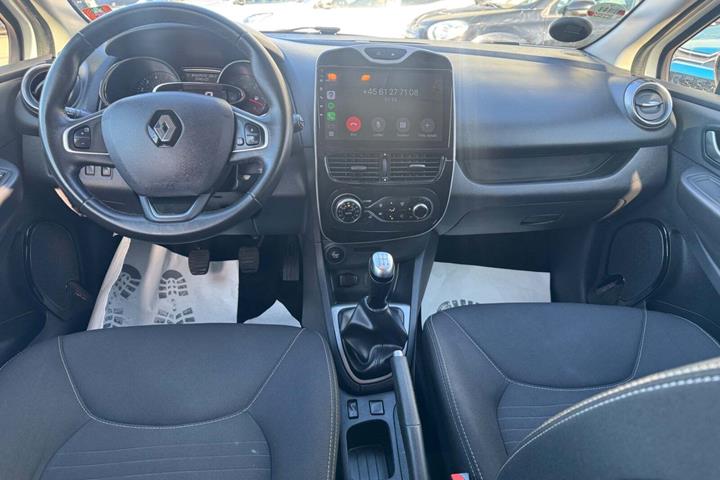 Hvid Renault Clio IV fra 2017