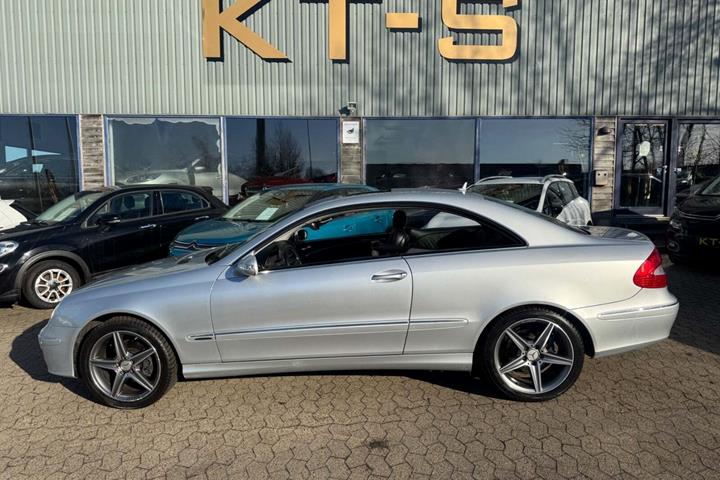undefined Mercedes CLK200 fra 2007 set udefra