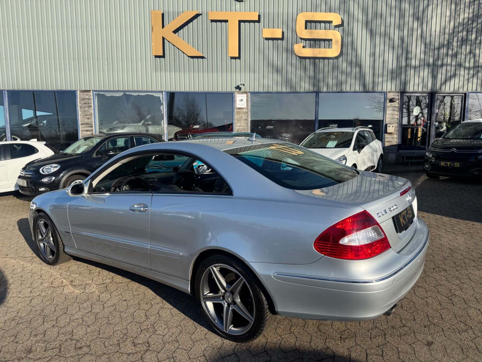 undefined Mercedes CLK200 fra 2007 set udefra
