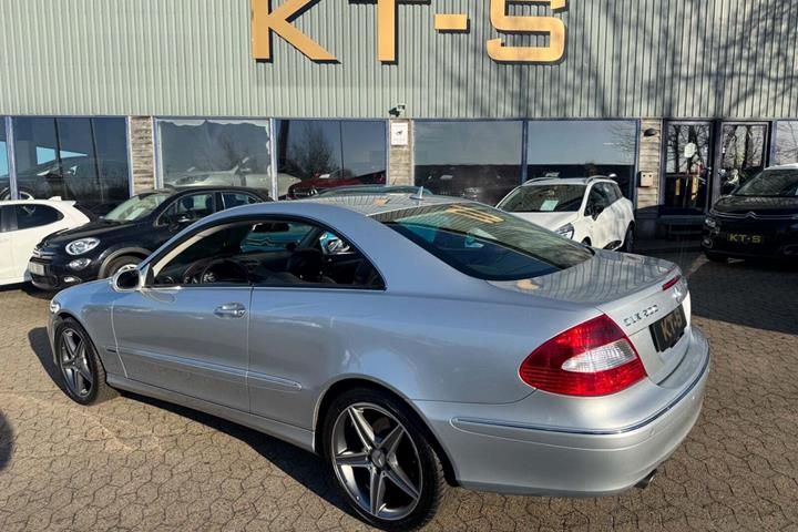 undefined Mercedes CLK200 fra 2007 set udefra