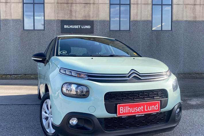 Grøn Citroën C3 fra 2019 set udefra