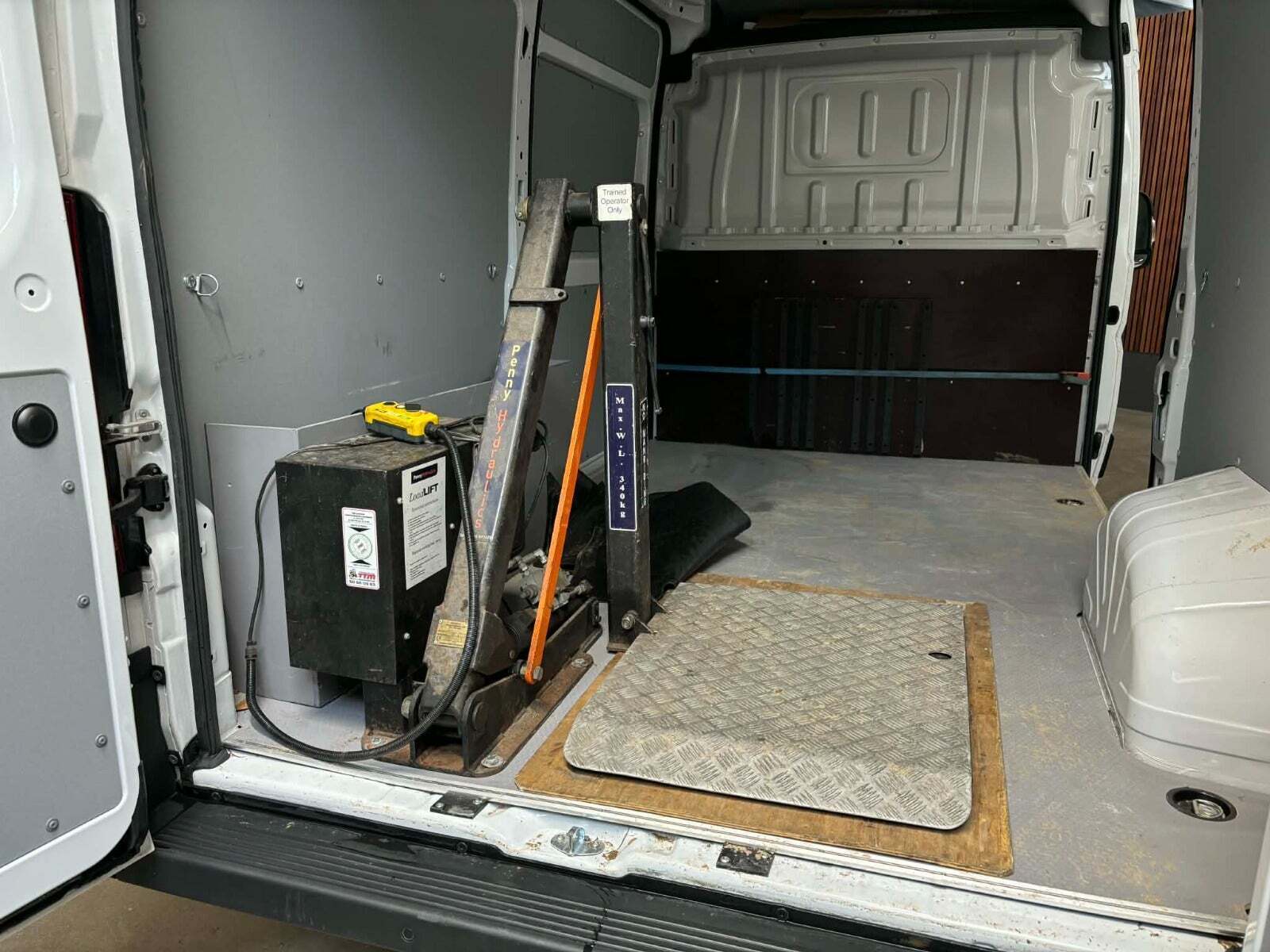 Opel Movano 35 2,2 BlueHDi 140 L2H2 Enjoy EAT8 Van