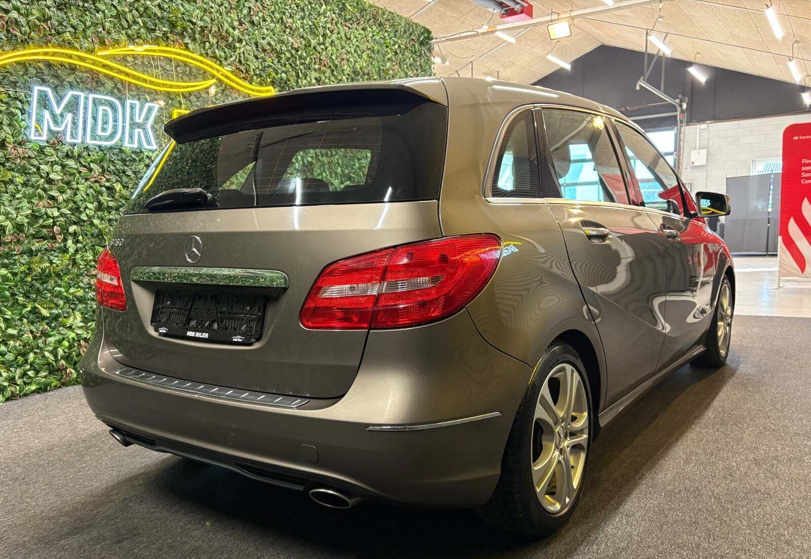 undefined Mercedes B180 fra 2014