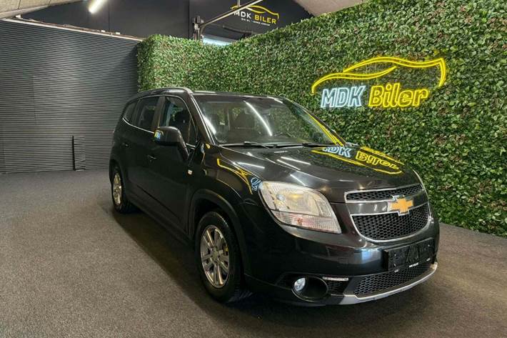 undefined Chevrolet Orlando fra 2011 set udefra