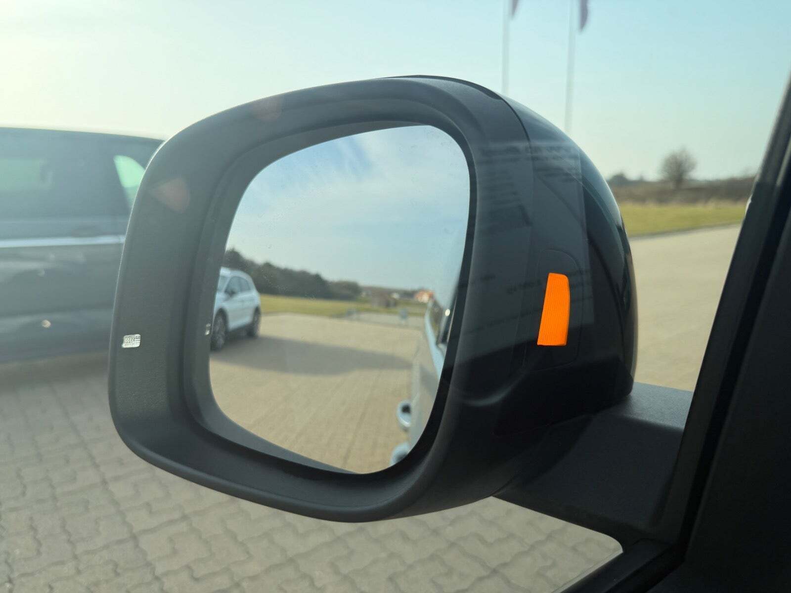 Sølv VW ID.Buzz fra 2026