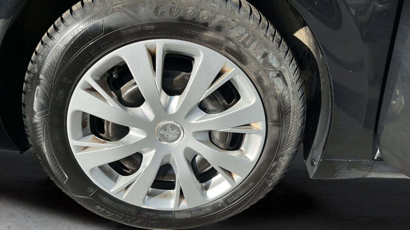 Sort Peugeot 208 fra 2019