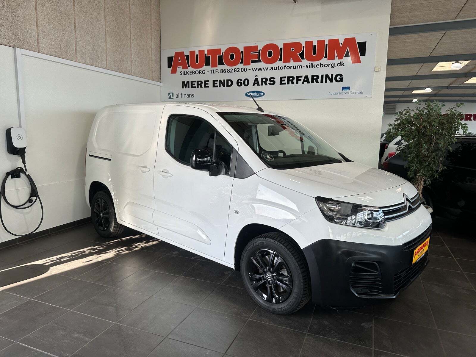 Citroën Berlingo 1,5 BlueHDi 130 L1 MasterLine EAT8 Van