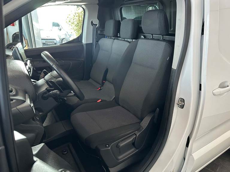 Citroën Berlingo 1,5 BlueHDi 130 L1 MasterLine EAT8 Van