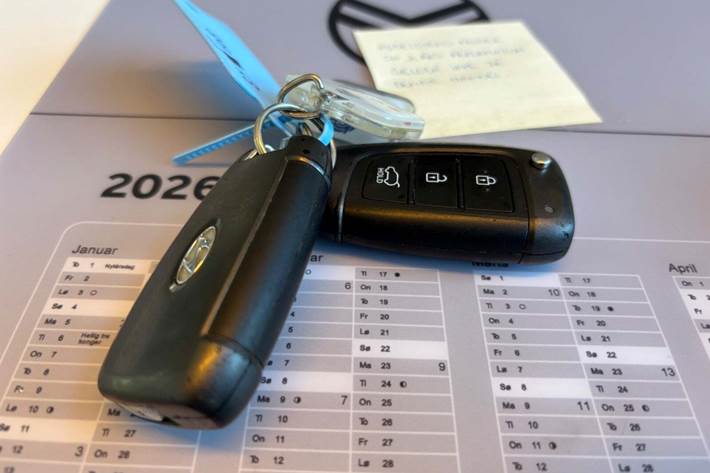 Grå Hyundai i30 fra 2018