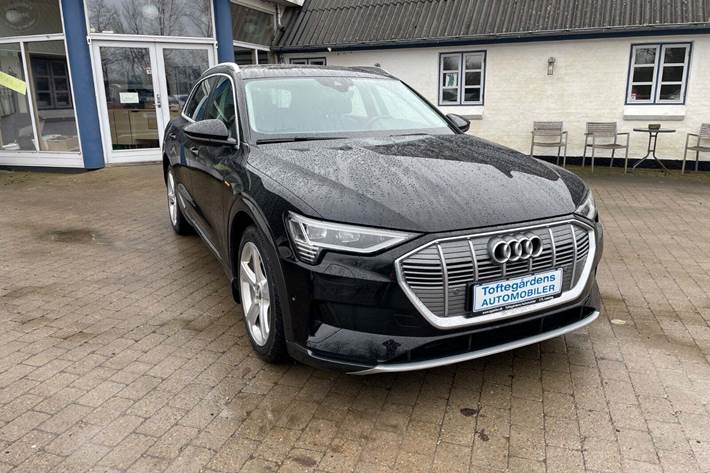 Sort Audi e-tron fra 2020