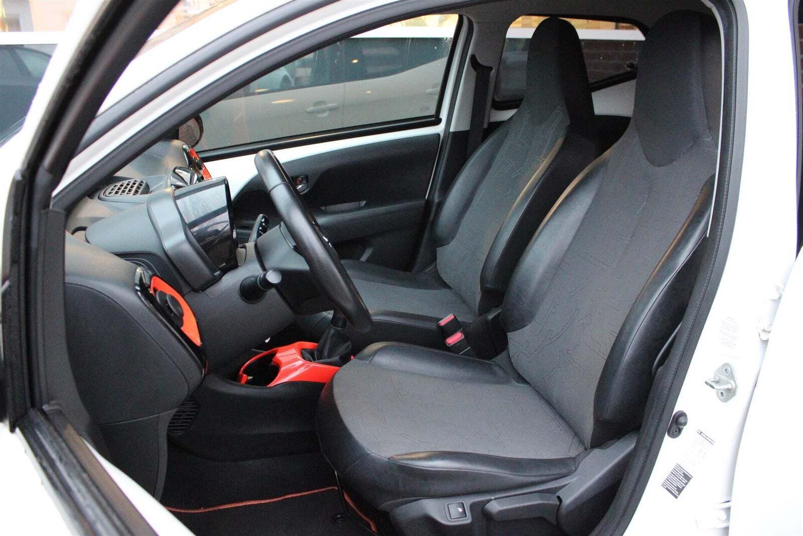 Toyota Aygo 1,0 VVT-i x-style