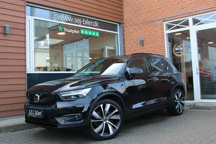 Sort Volvo XC40 fra 2021