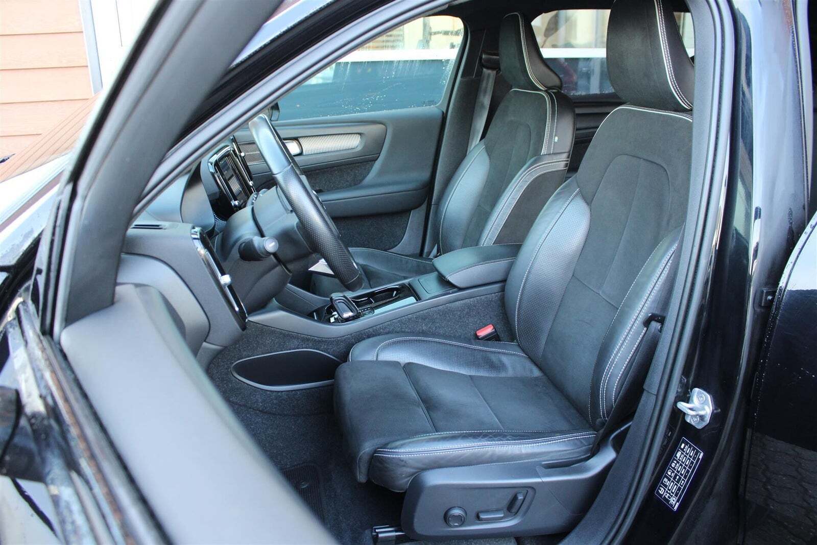 Volvo XC40 P8 ReCharge Twin R-Design