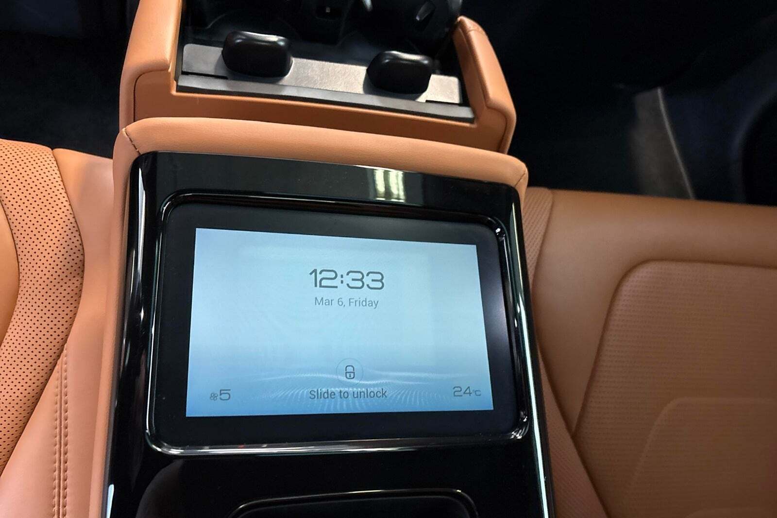 Sort BYD Han fra 2023