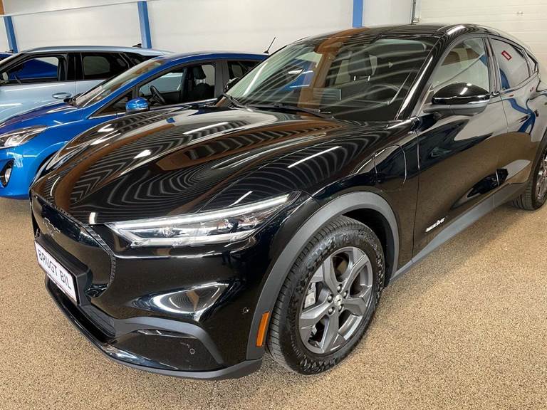 Ford Mustang Mach-E 88 Extended Range