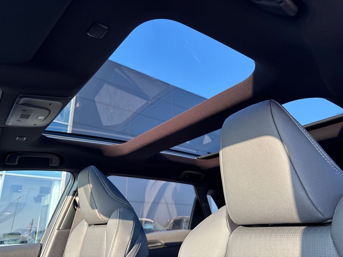 Sort Toyota BZ4X fra 2025