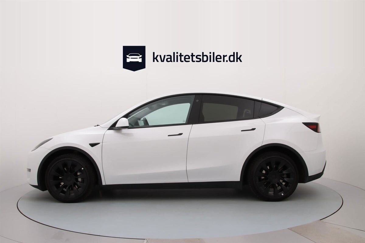 Tesla Model Y EL Long Range AWD 514HK 5d Aut.
