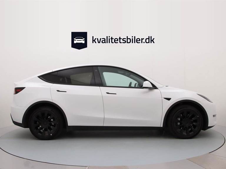 Tesla Model Y EL Long Range AWD 514HK 5d Aut.