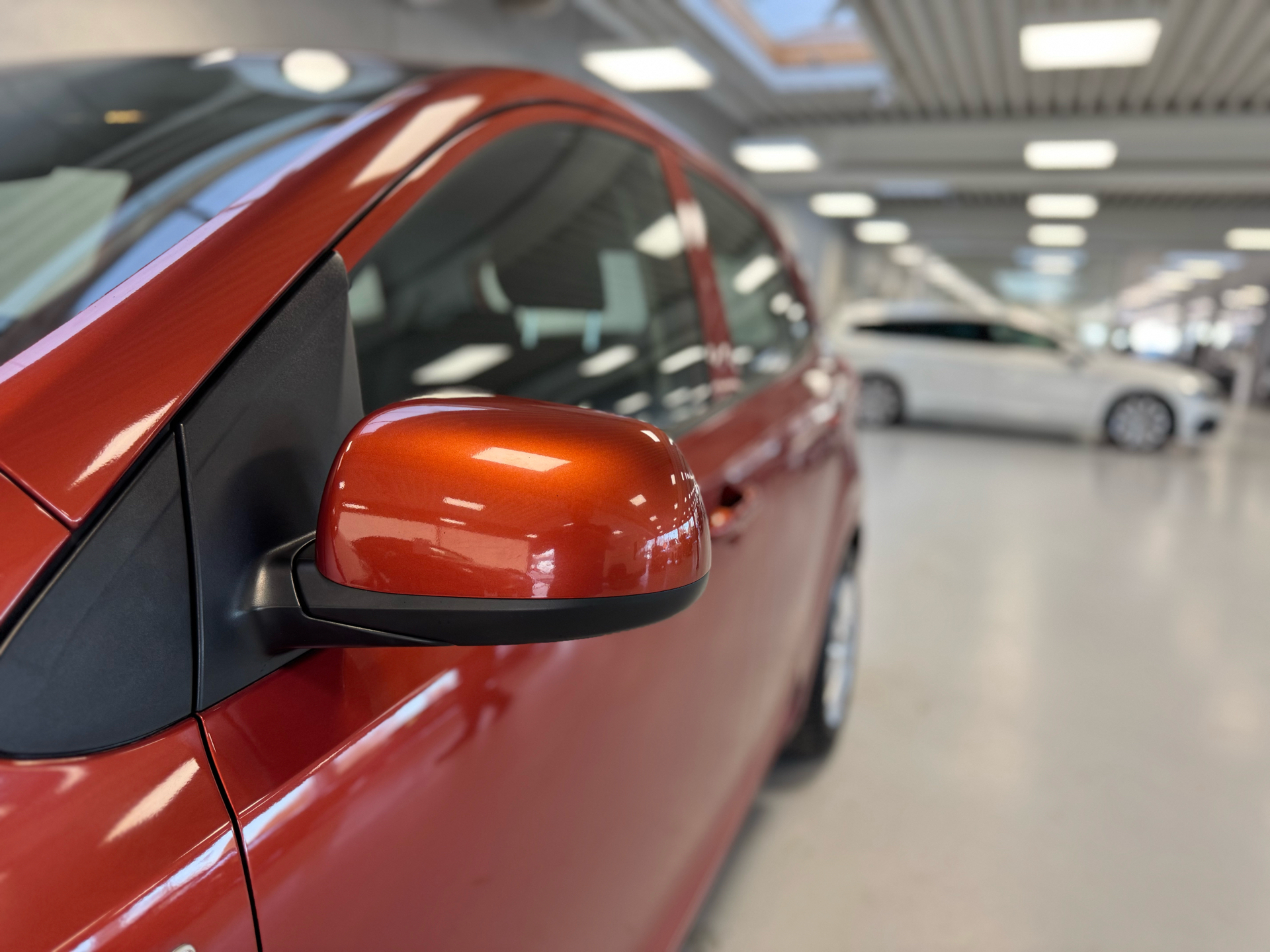 Orange Kia Picanto fra 2017