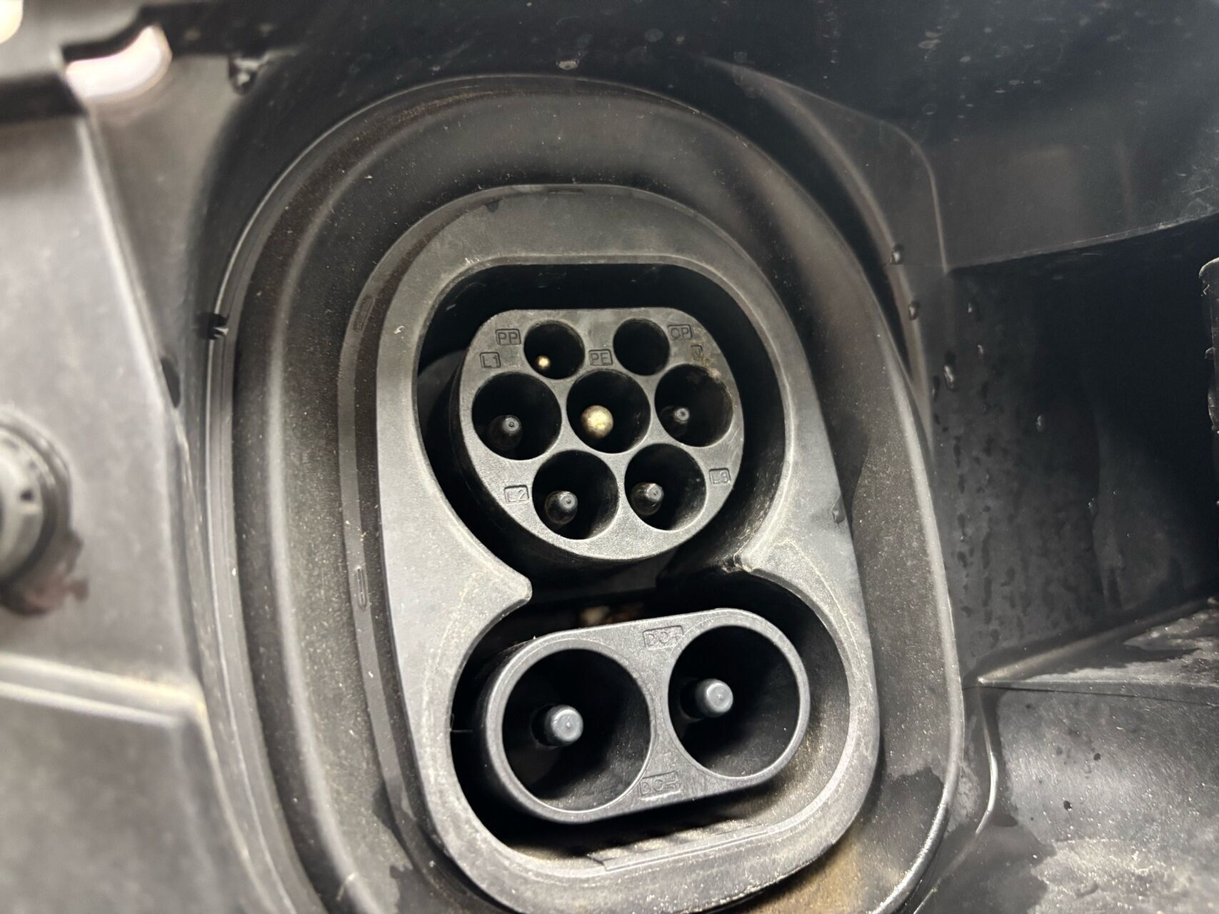 Sort Skoda Enyaq fra 2021