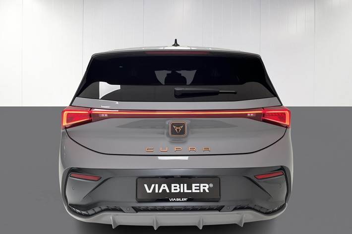 Grå Cupra Born fra 2022