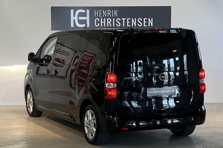 Sort Opel Zafira-e Life fra 2023