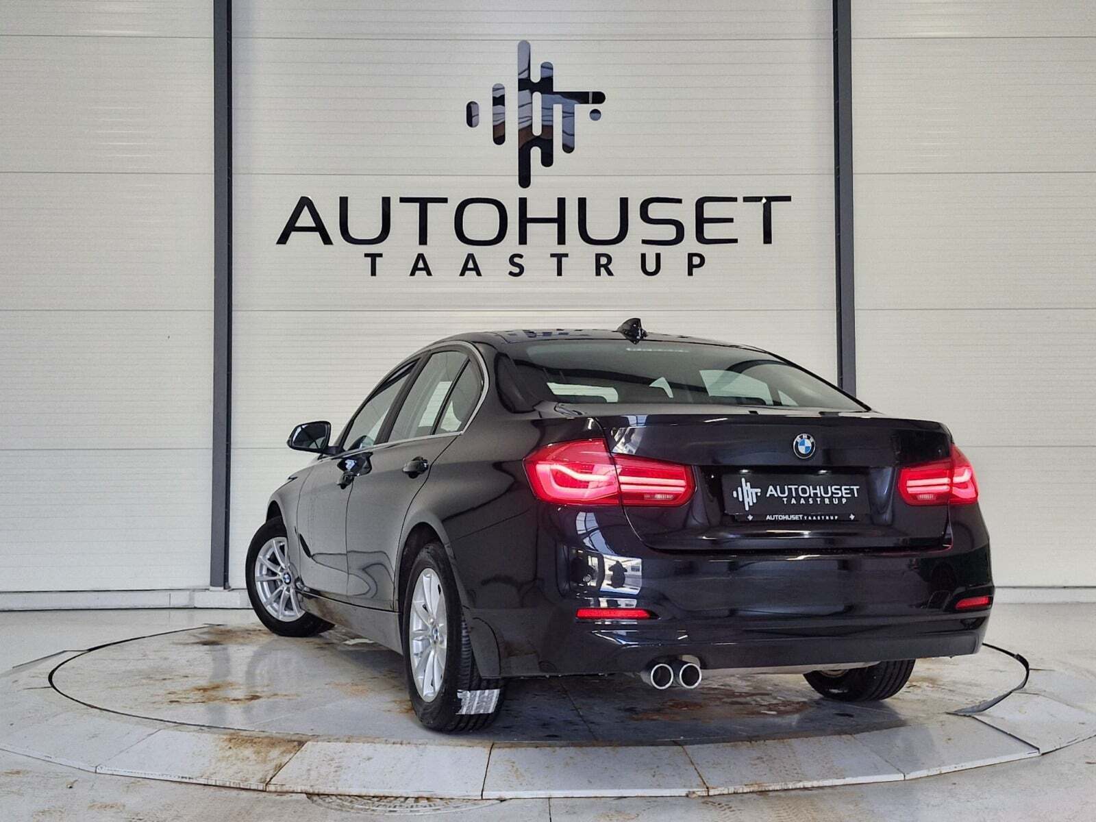 BMW 320i 2,0 Advantage aut.