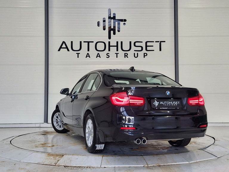 BMW 320i 2,0 Advantage aut.