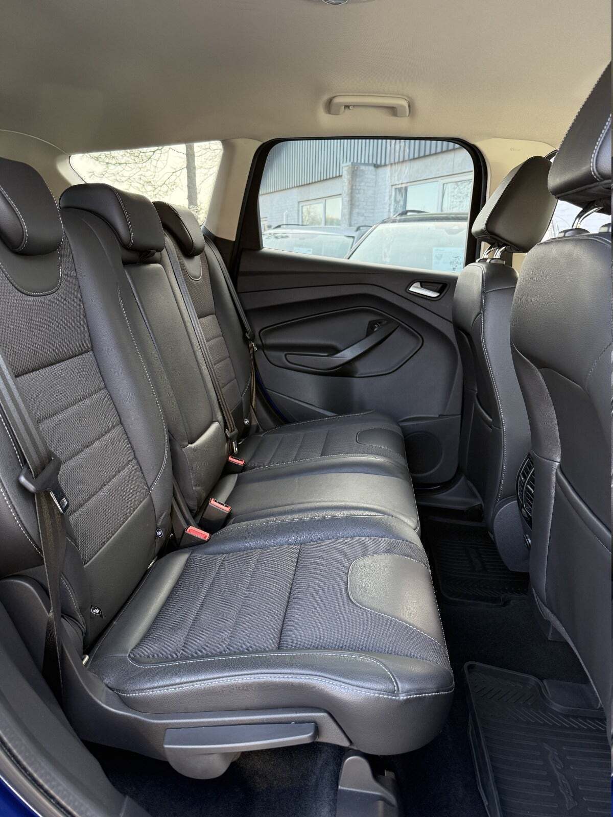 undefined Ford Kuga fra 2015