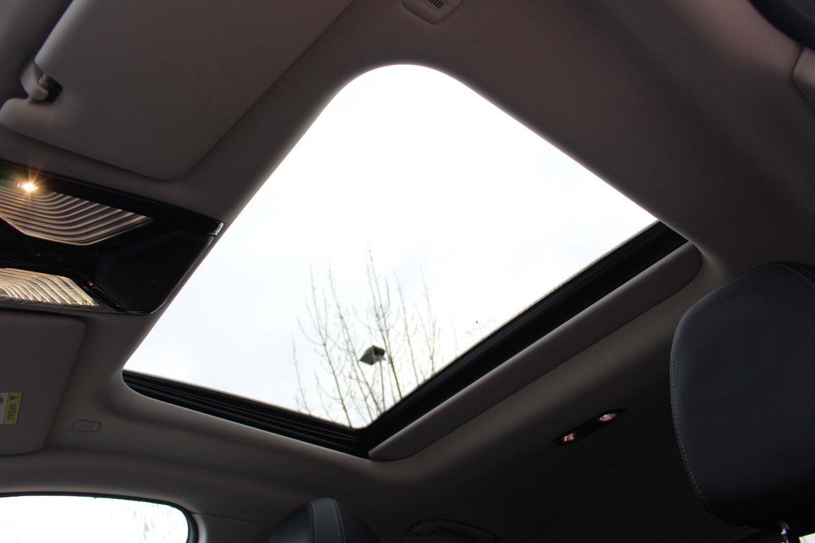 Hvid BMW i4 fra 2023