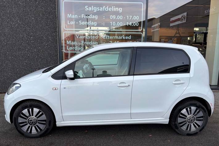 Hvid VW E-UP! fra 2015