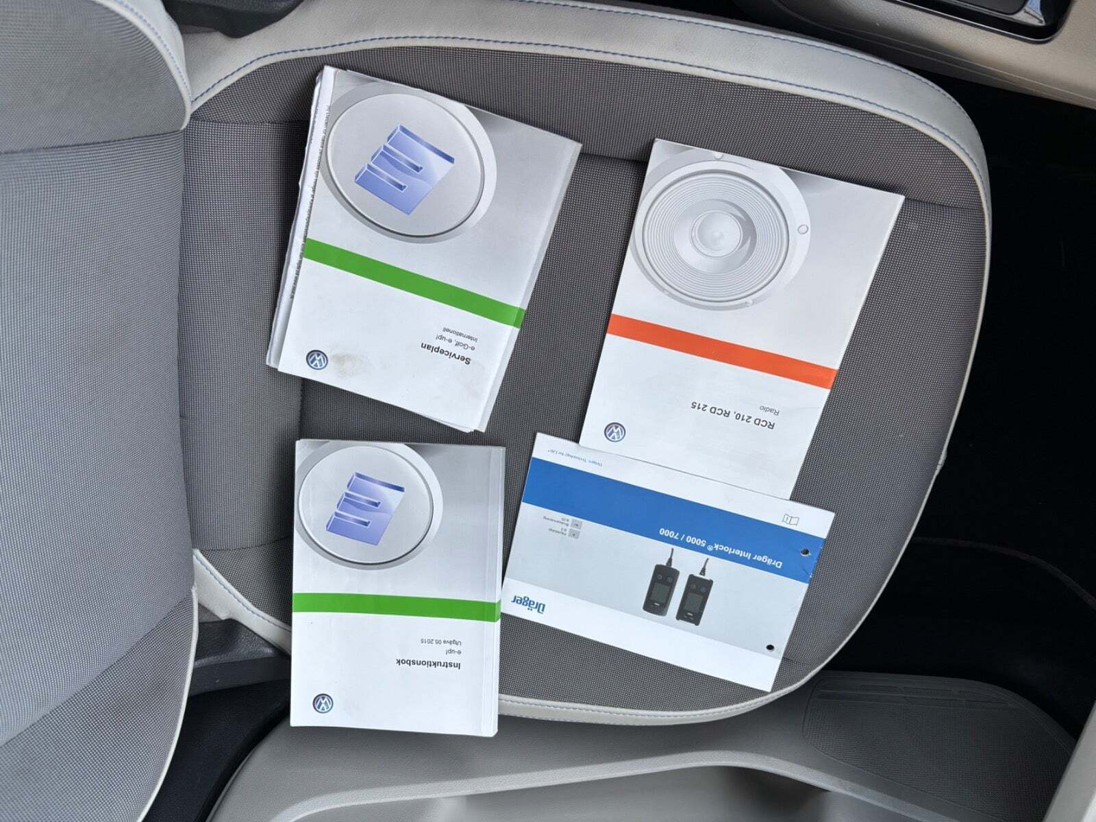 Hvid VW E-UP! fra 2015