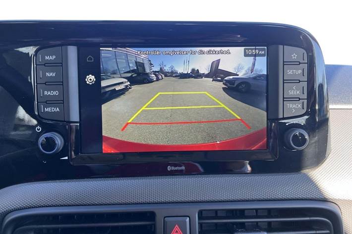 Rød Hyundai i10 fra 2025