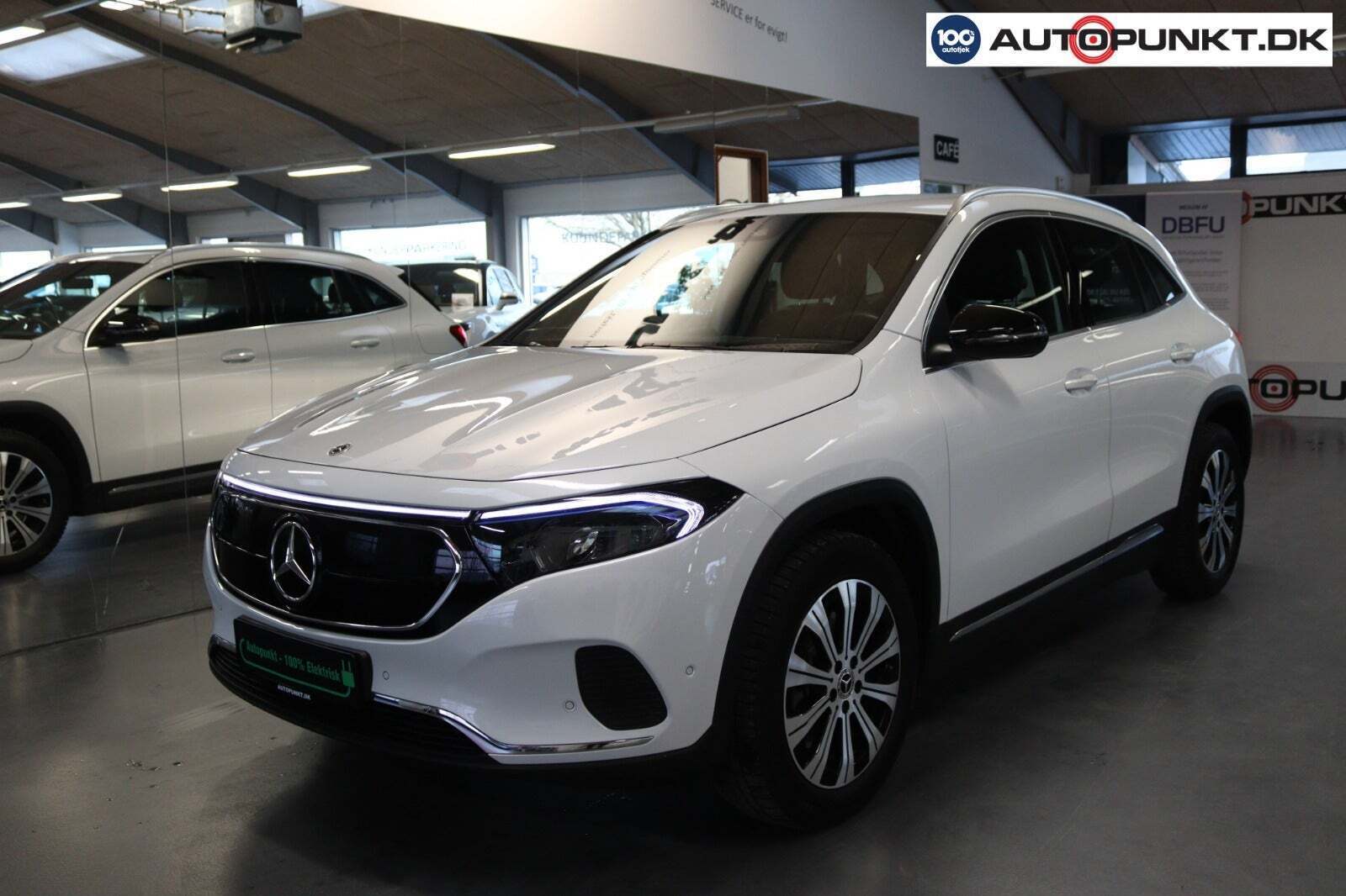 Hvid Mercedes EQA250 fra 2023