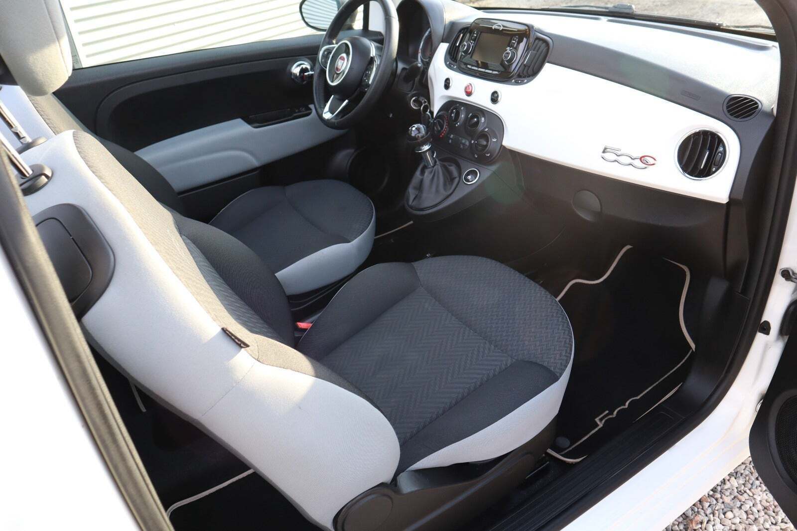 Hvid Fiat 500C fra 2018