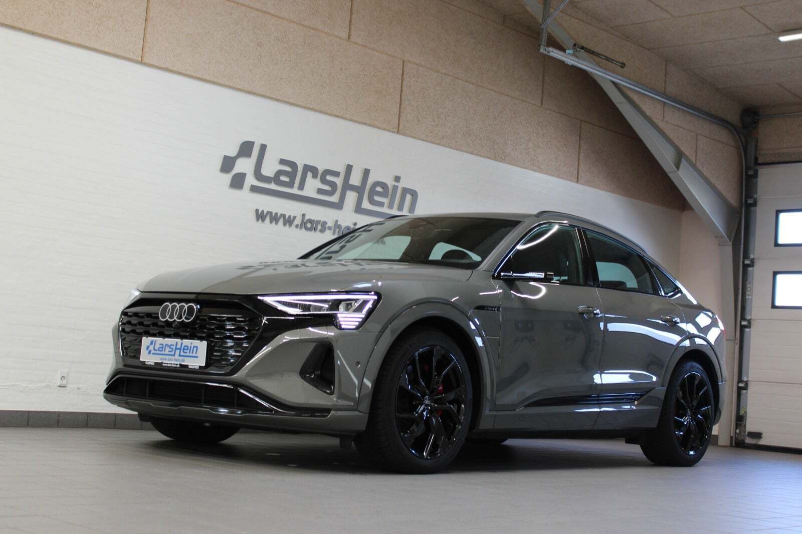Audi Q8 e-tron 55 S-line Sportback quattro