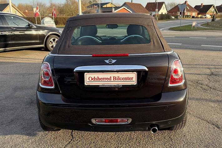 Brun Mini One fra 2015