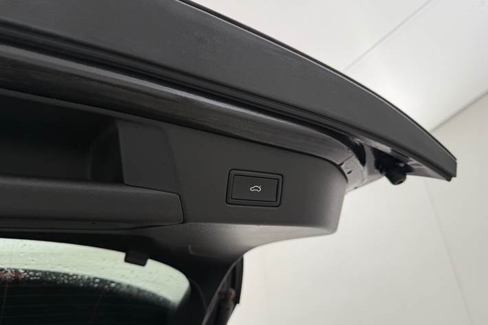 Grå VW ID.4 fra 2022