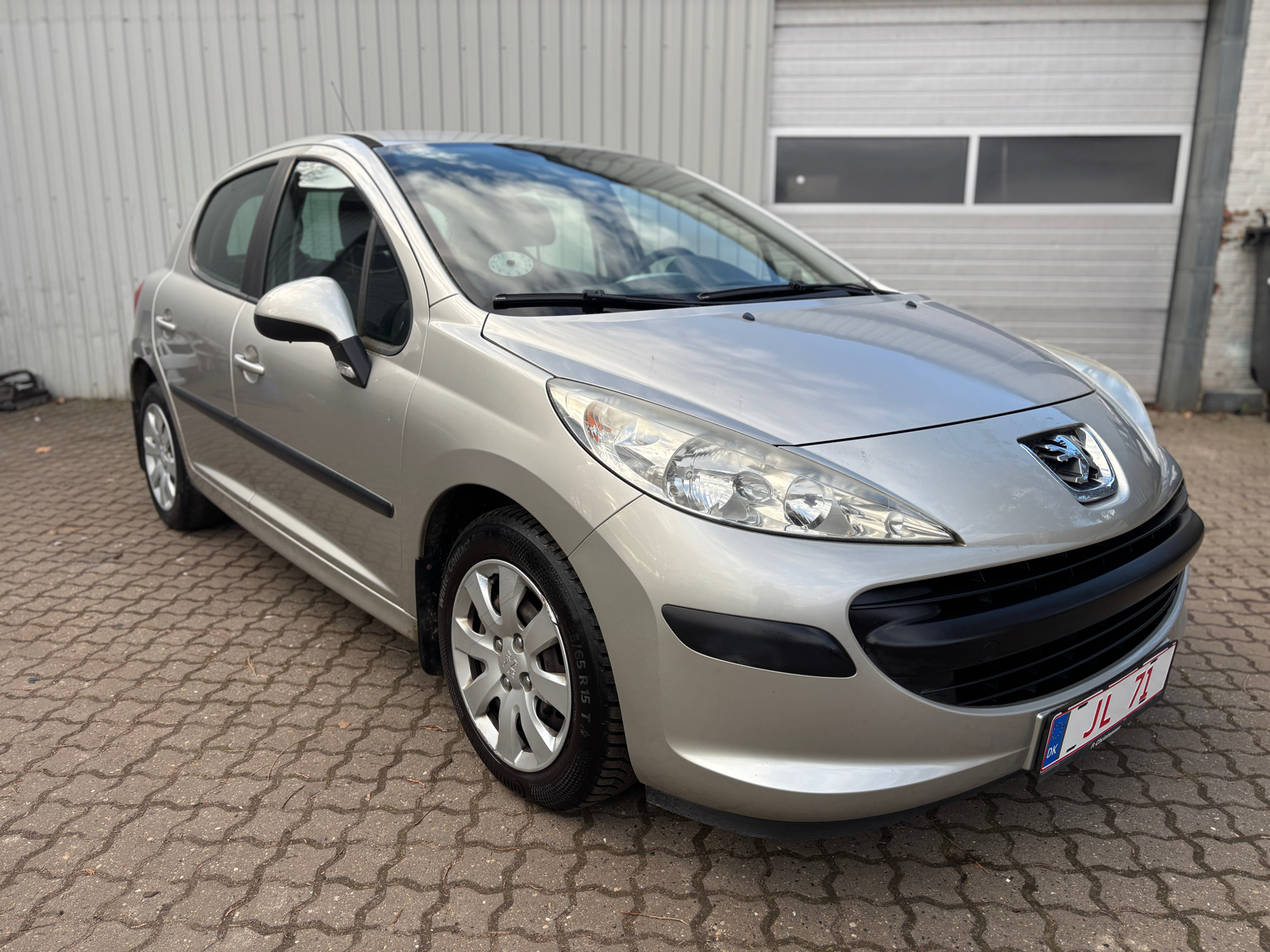 Peugeot 207 1,4 XR Plus 88HK 3d